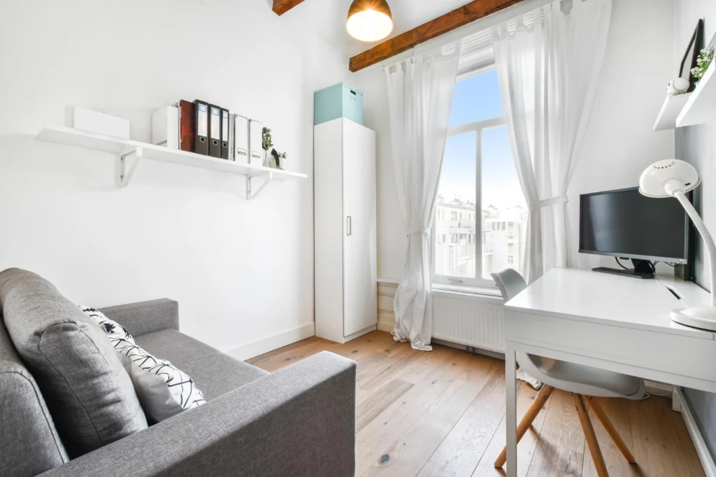 Habitación de un piso compartido en alquiler por habitaciones en Cataluña